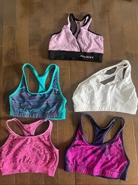 Bundle of 5 sports bras 🏋️